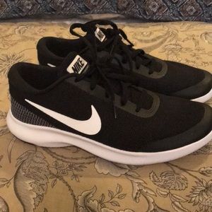 Nike Flex Running Shoes 8.5